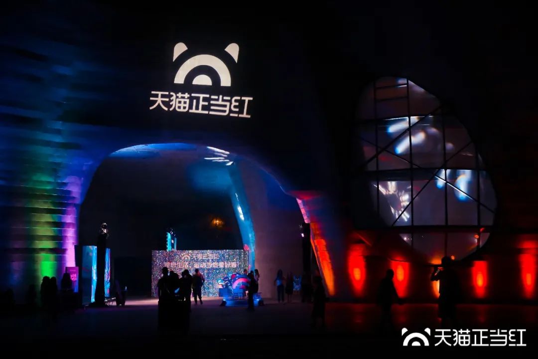 今夏荷爾蒙最爆棚的趴體二 今夏荷爾蒙最爆棚的趴體二